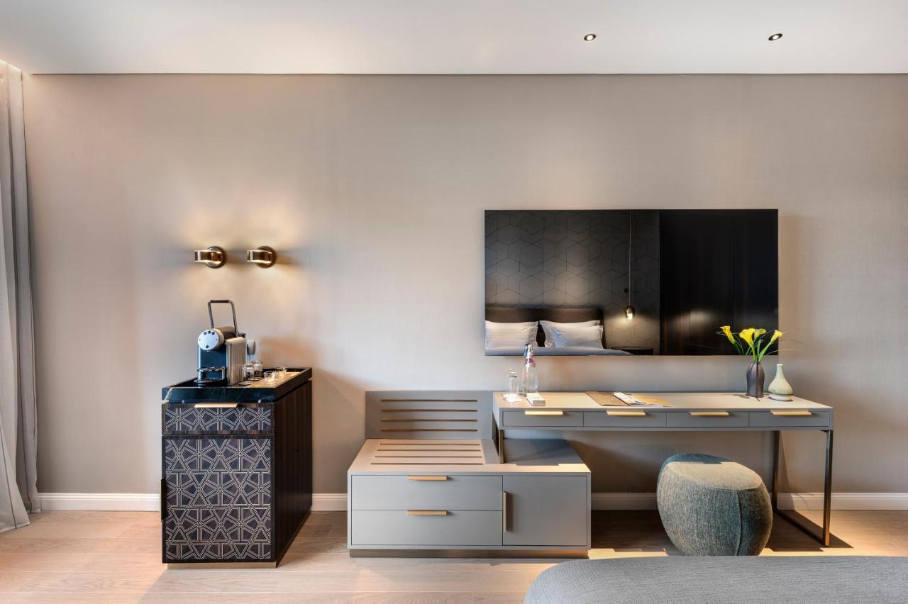 Premium Old City Room