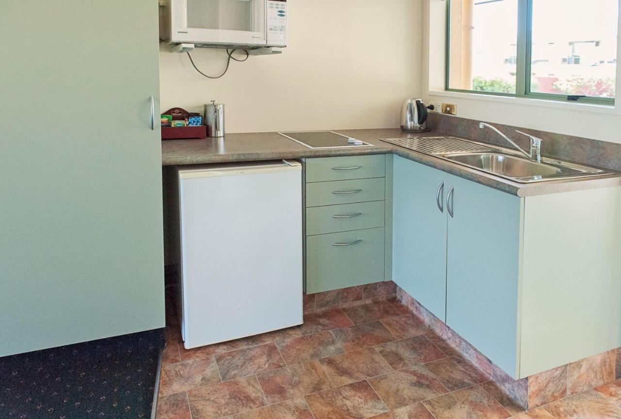 Superior Studio,1645660357:JPEG