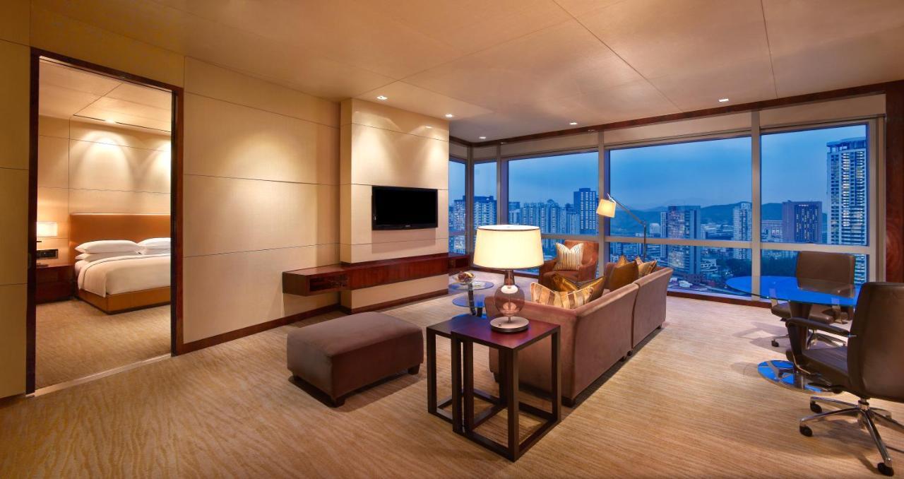 Grand Executive Suite,1770520710:JPEG