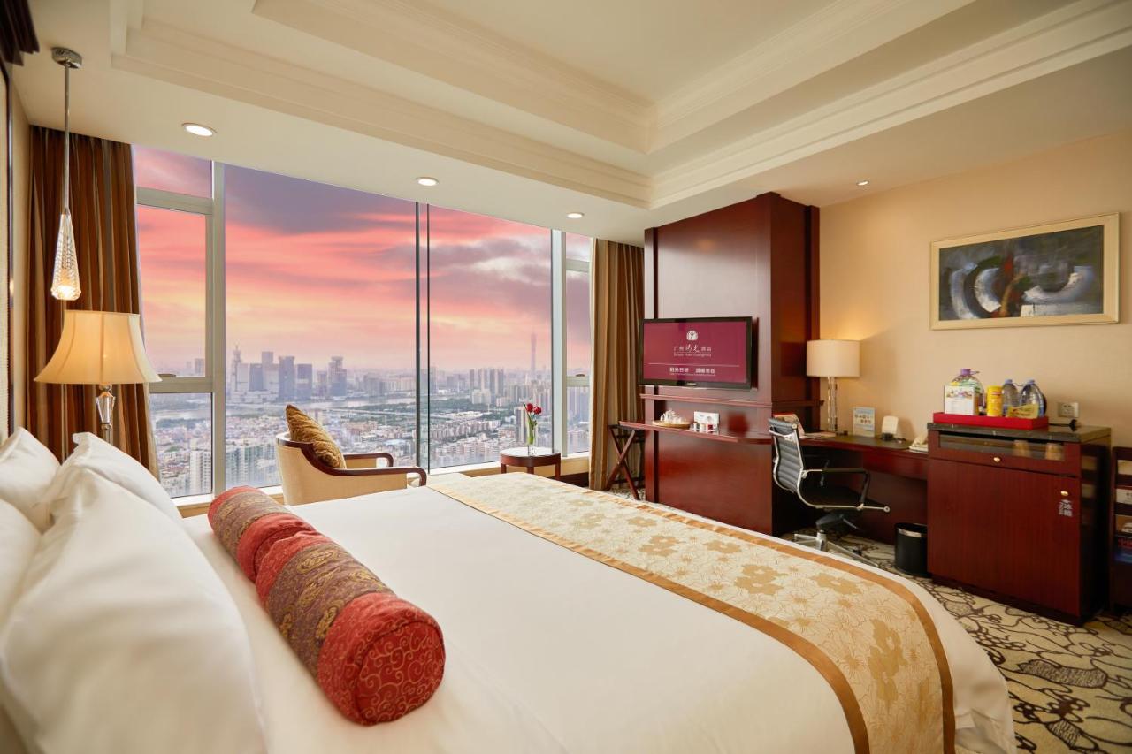 Canton Tower River View King Bed Room