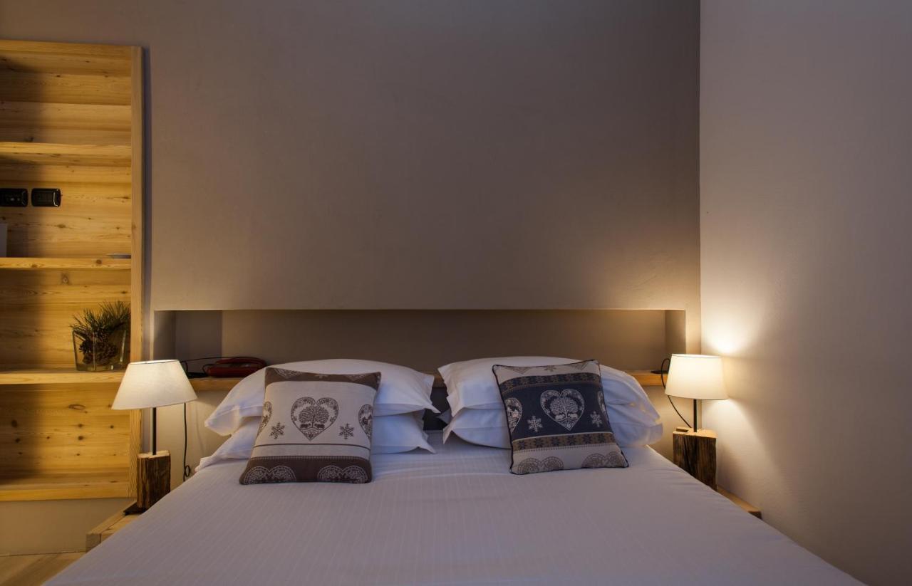 Double or Twin Room,1008395353:JPEG