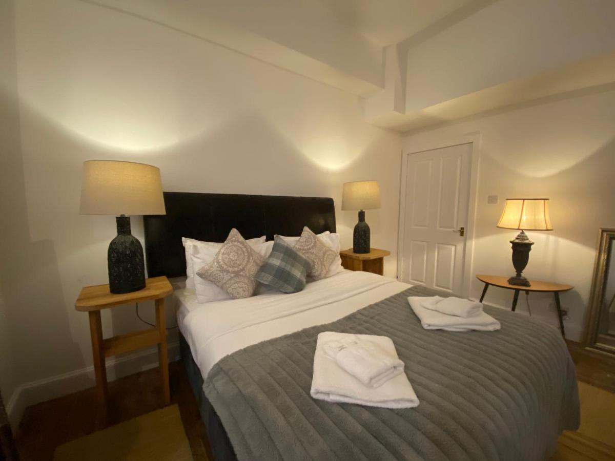 Suite Ground Floor BG