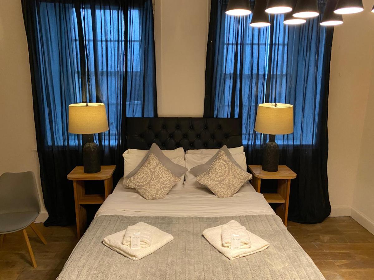 Studio Suite F1