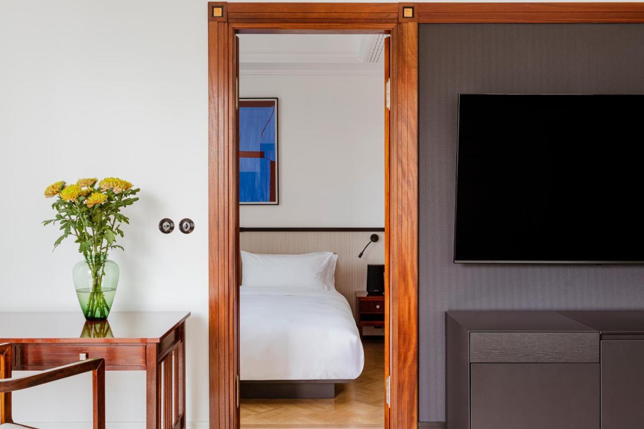 Art Deco Suite