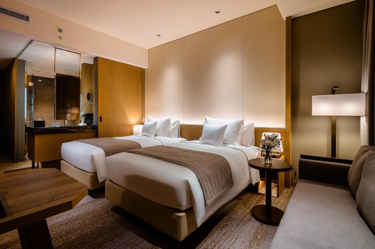 Deluxe Hollywood Twin Room
