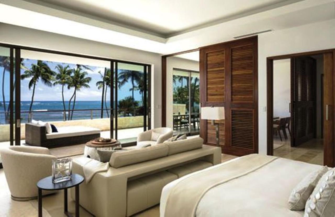 4 bedroom oceanfront penthouse residence balcony