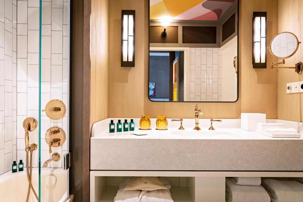Luxury Single Room with Two Single Beds and Courtyard or Rue Scribe View,1019710267:JPEG