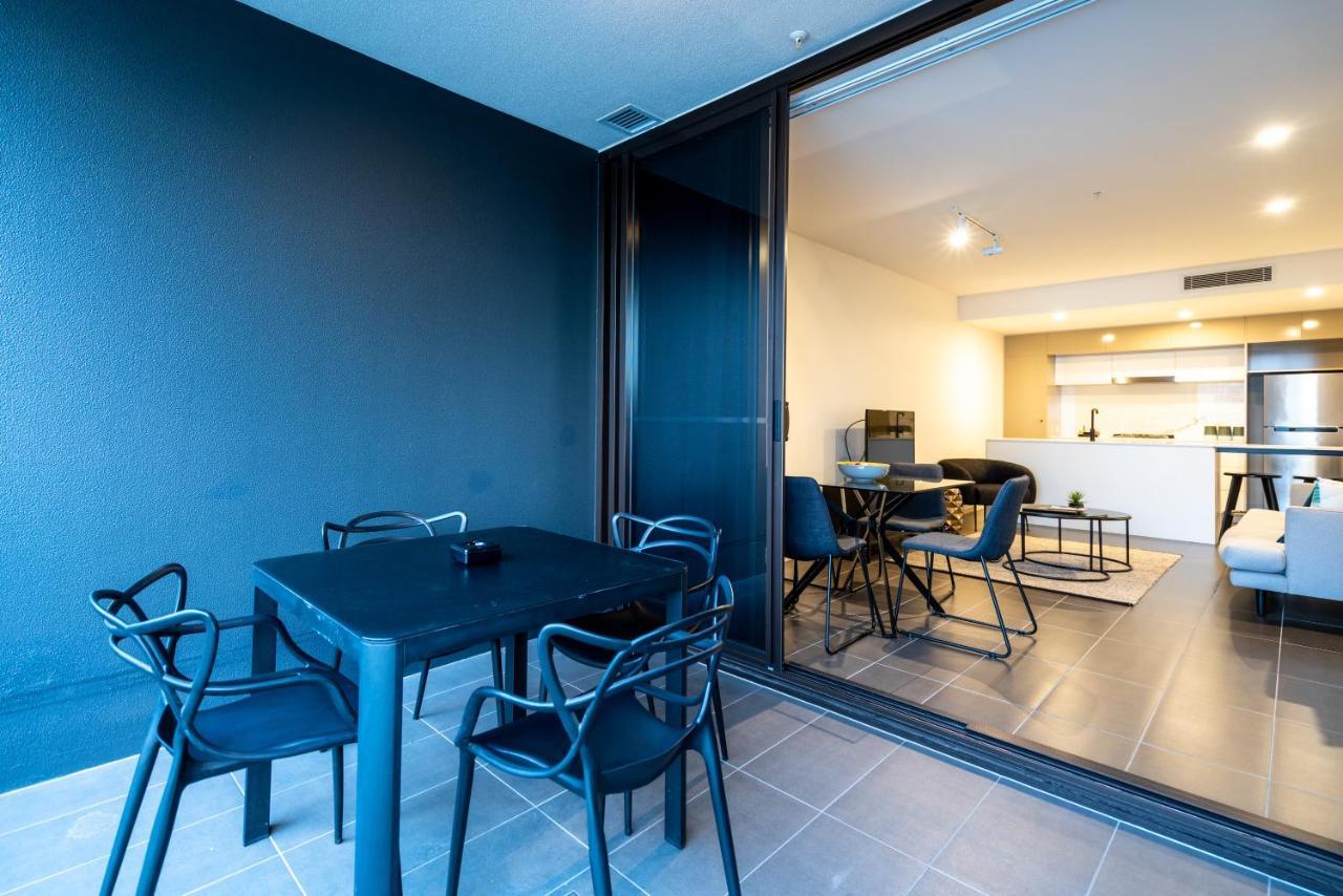 One-Bedroom Apartment City View