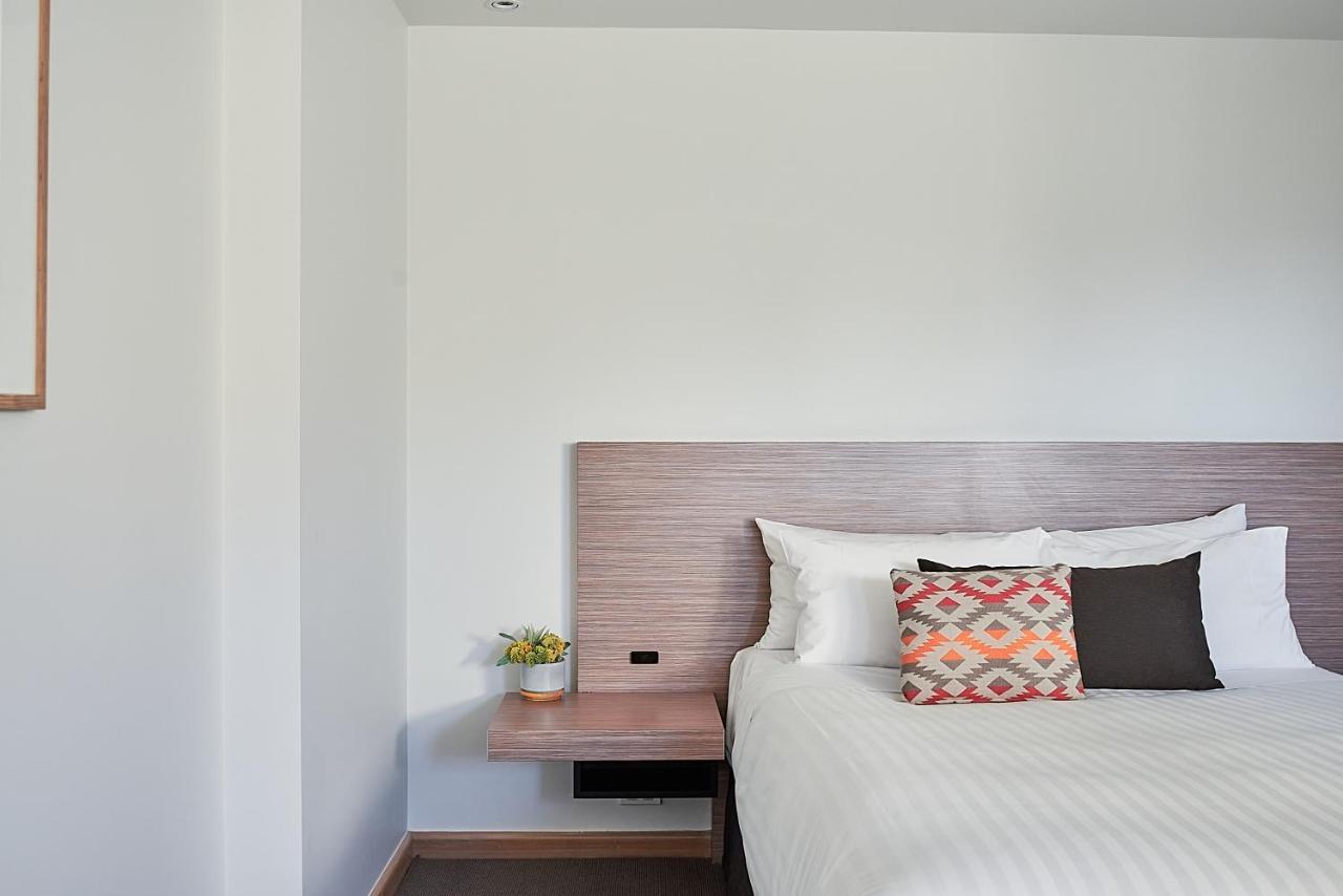 2 Bedroom Suite,1020937294:JPEG