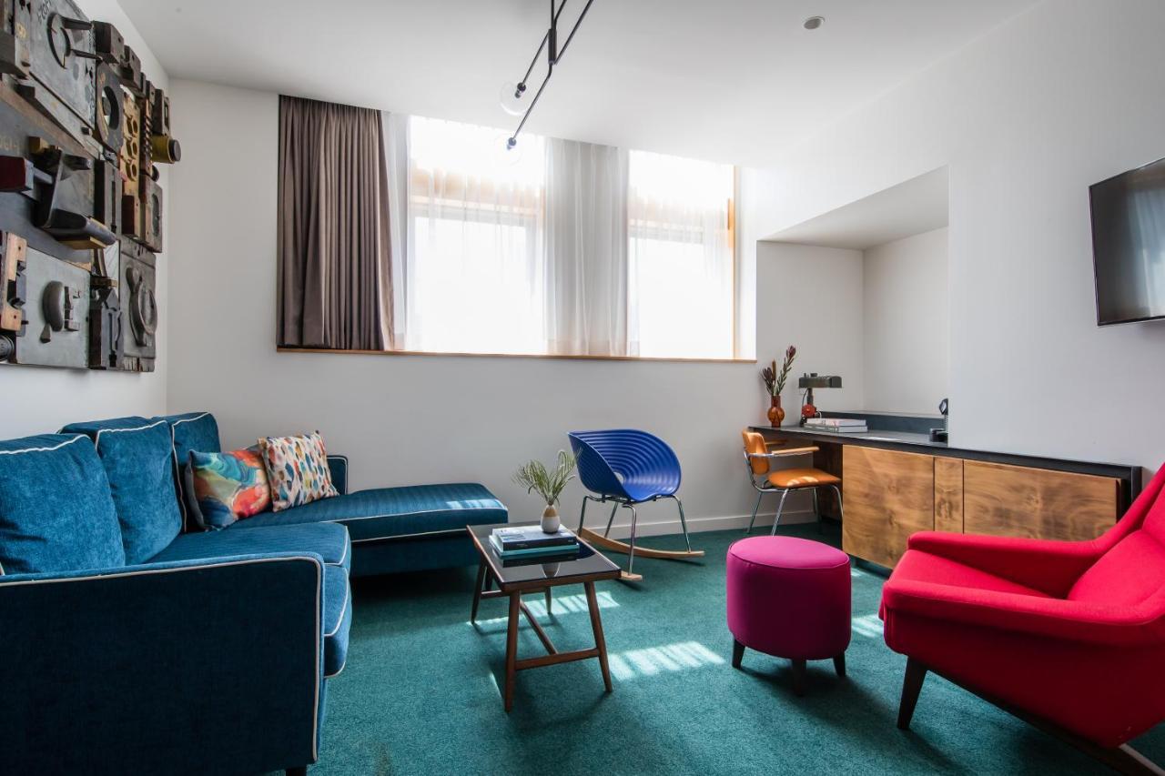 One-Bedroom Loft Suite Chippendale