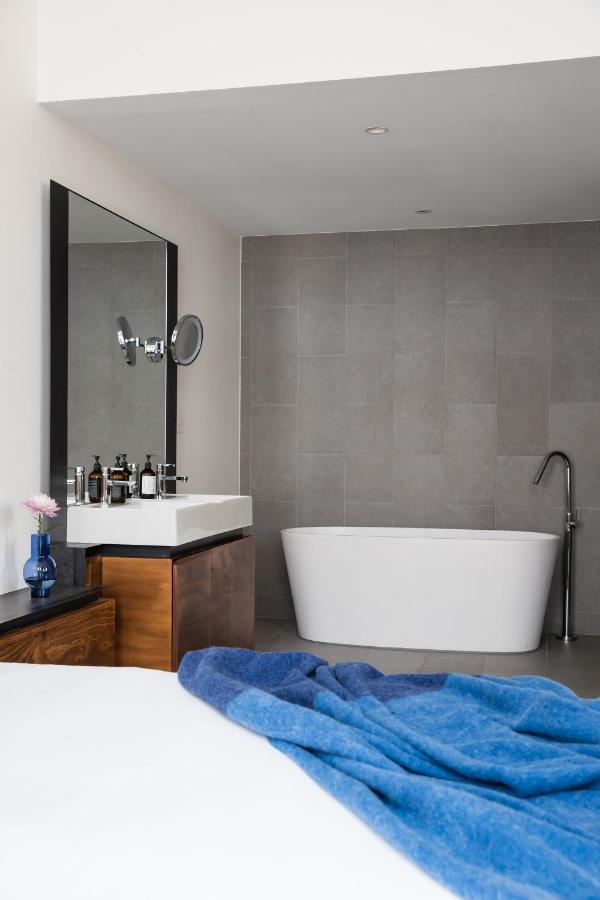 Clare Suite