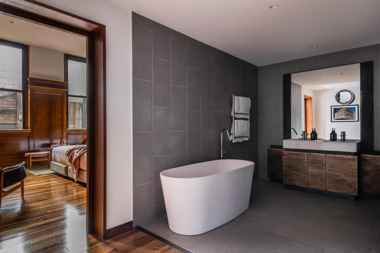Suite Showroom