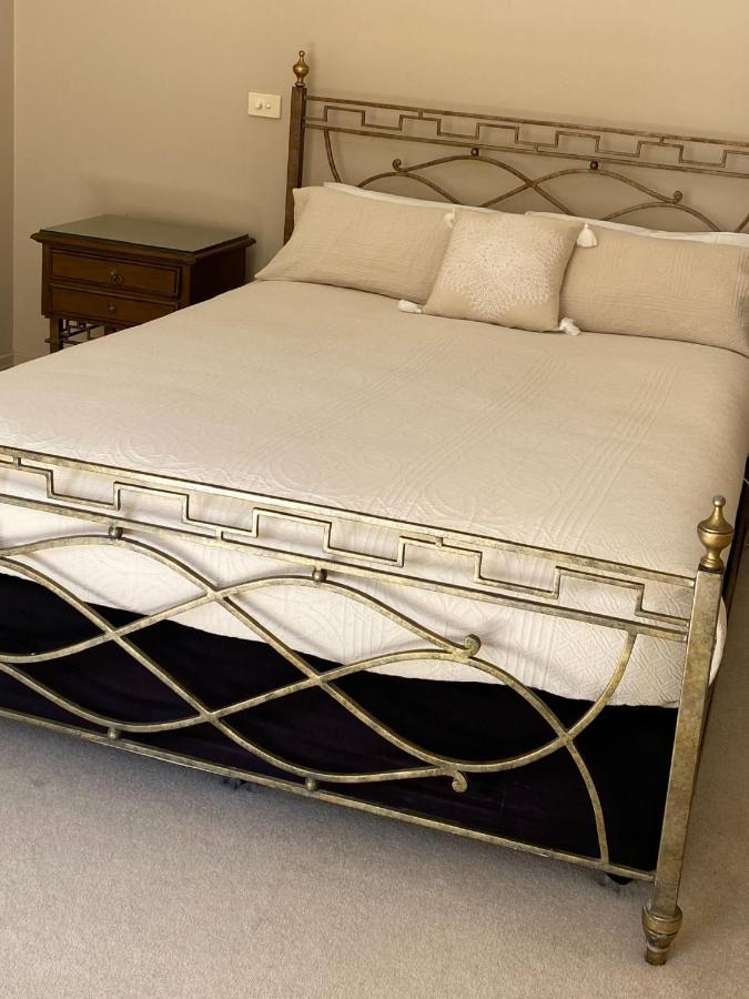 One-Bedroom Self-Contained Unit
