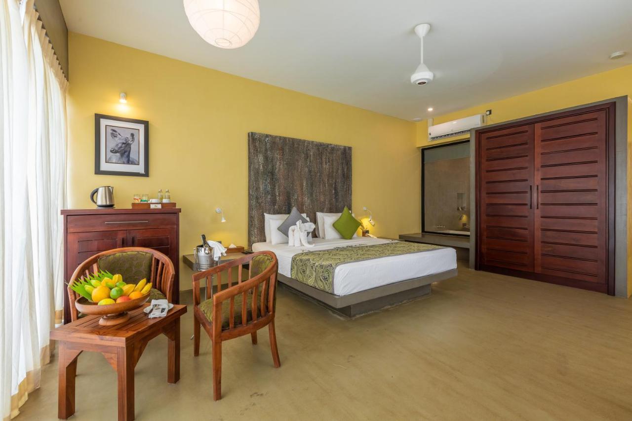 Deluxe King Suite
