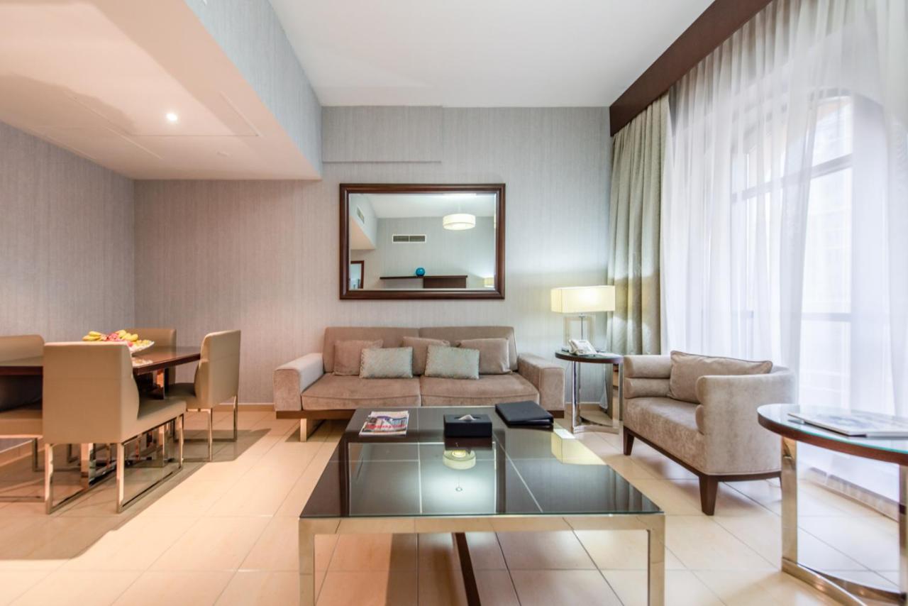 Deluxe One-Bedroom Apartment,1023267862:JPEG