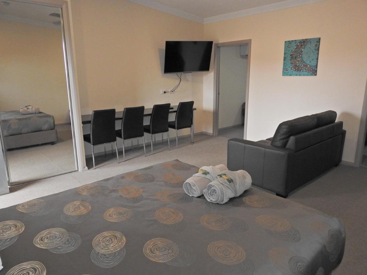 Family Suite,1023994756:JPEG