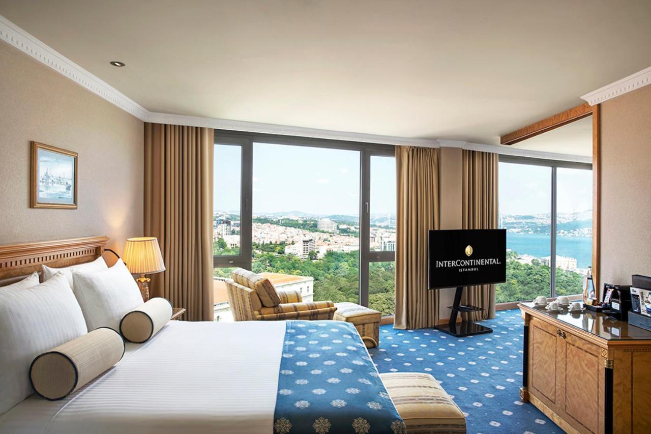 Business Suite with Sea View