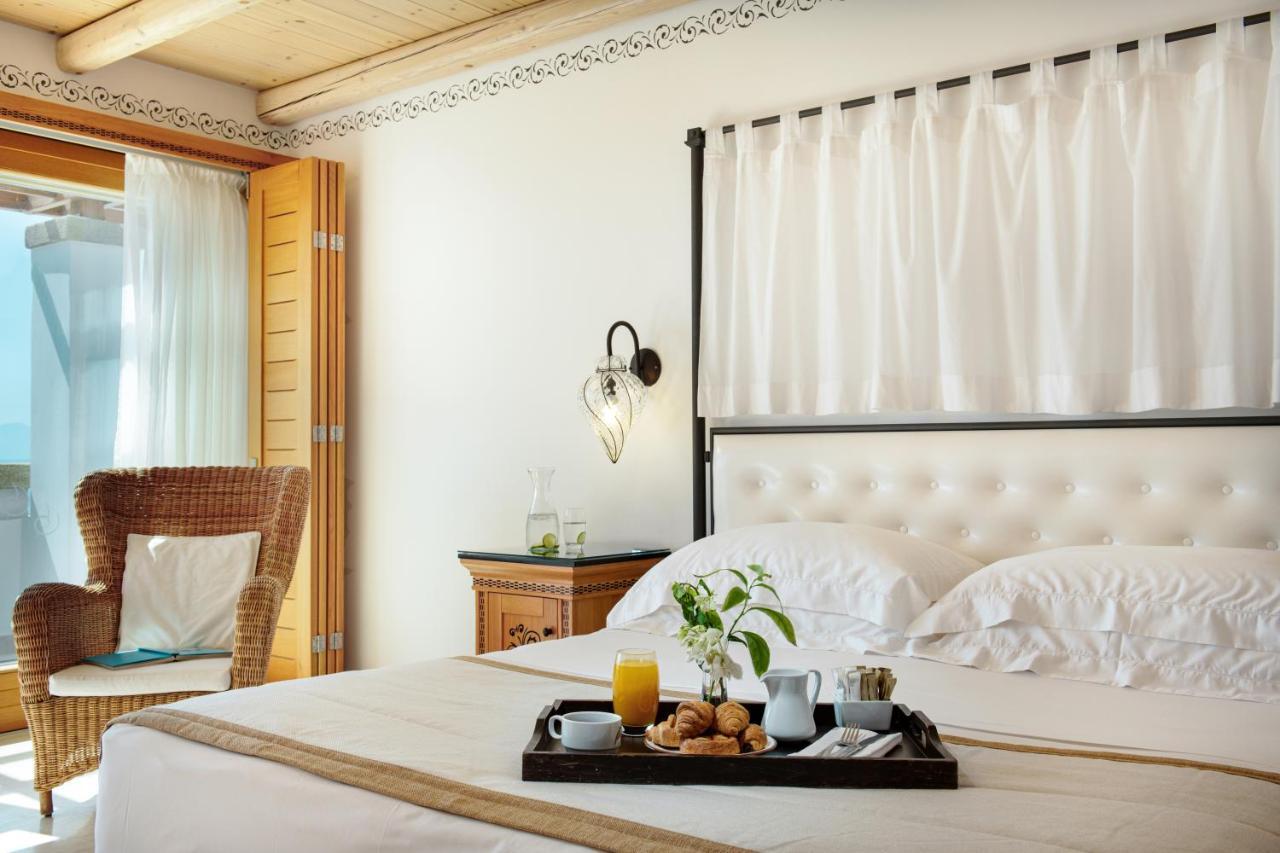 Twin Sea View,1765775360:JPEG