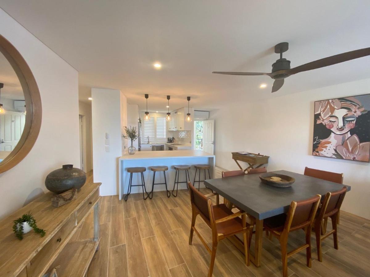 Superior Two-Bedroom Apartment Sea View Apt 16