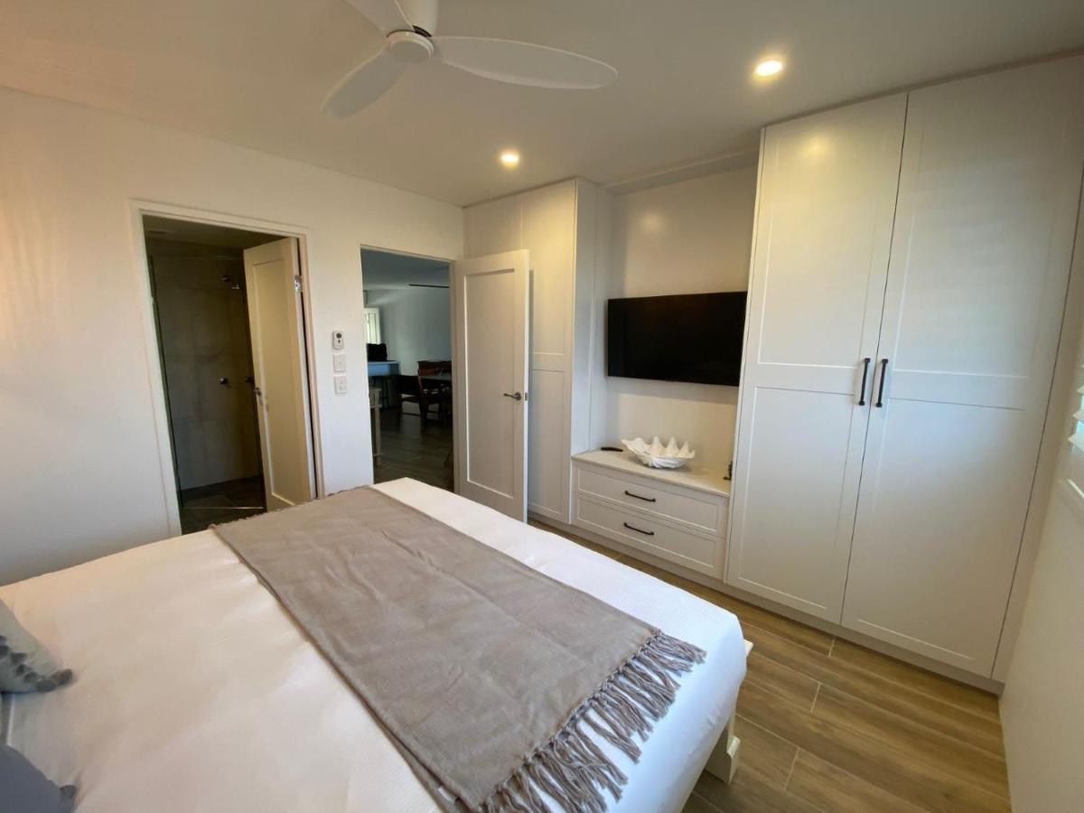 Superior Two-Bedroom Apartment Sea View Apt 16