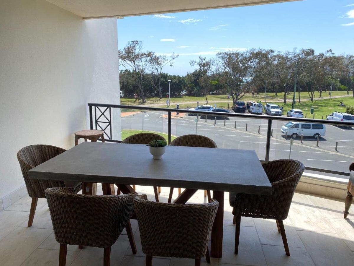 Superior Two-Bedroom Apartment Sea View Apt 16