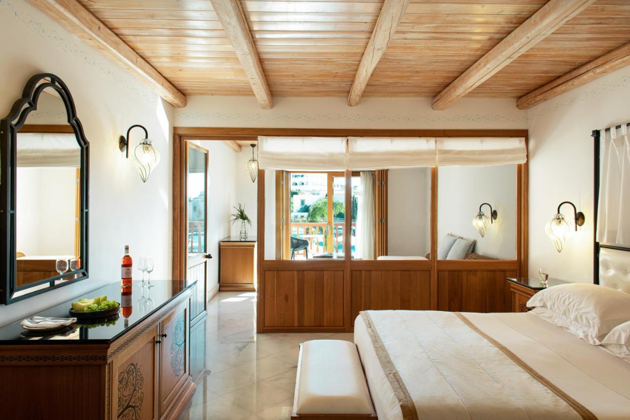 Bungalow Family Garden view,1765775359:JPEG