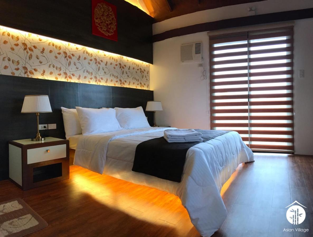Deluxe Queen Studio