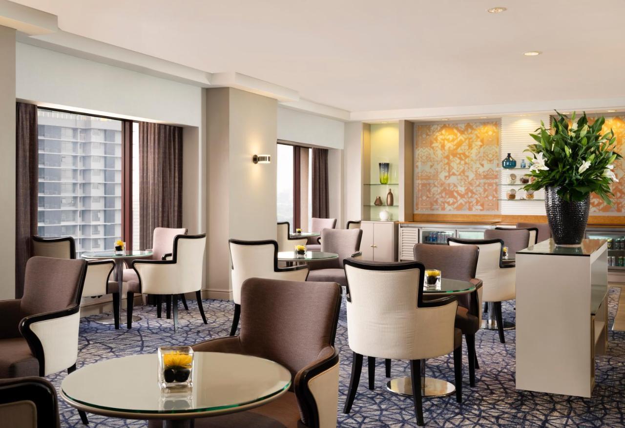 1 King Bed, City View, Club Lounge Access, Room,1398461480:JPEG