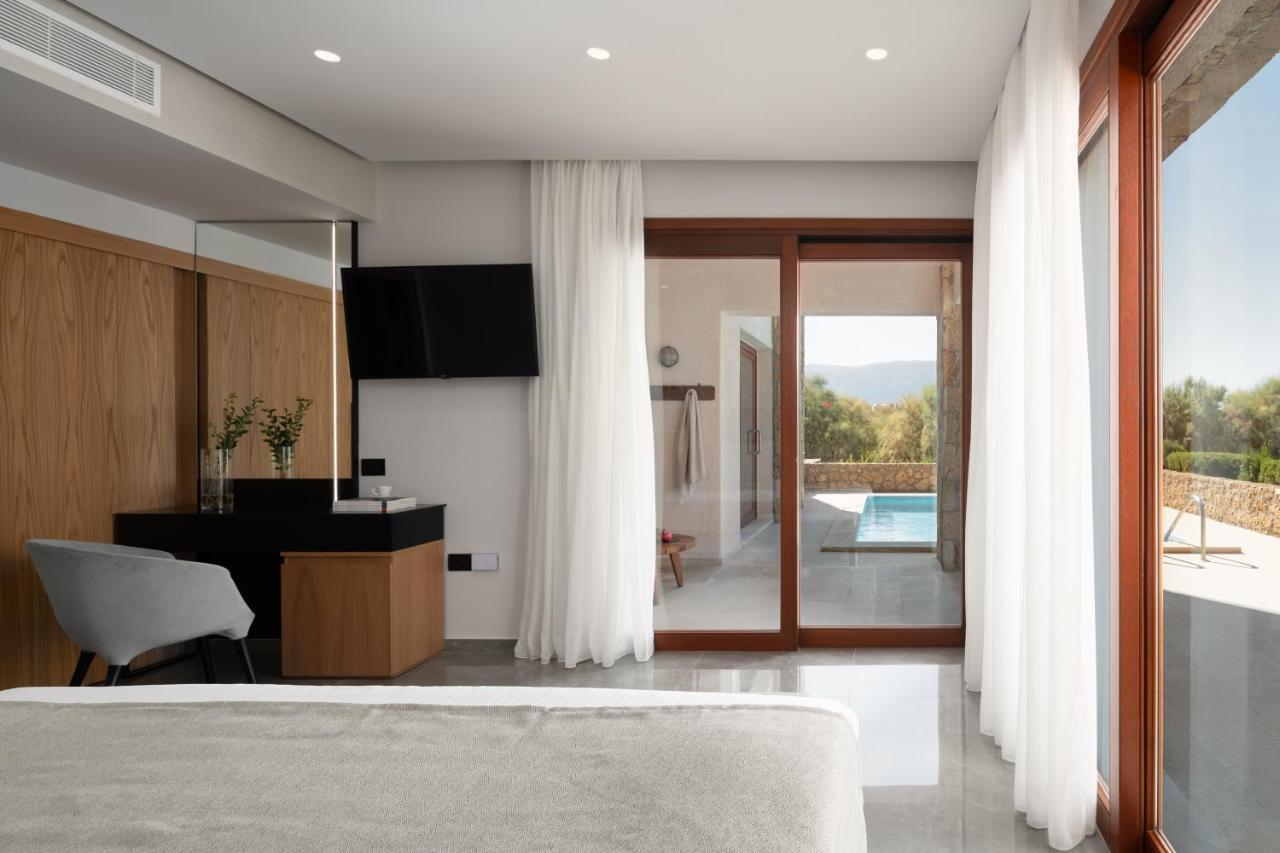 Suite with Sea View and Private Pool,1066390837:JPEG
