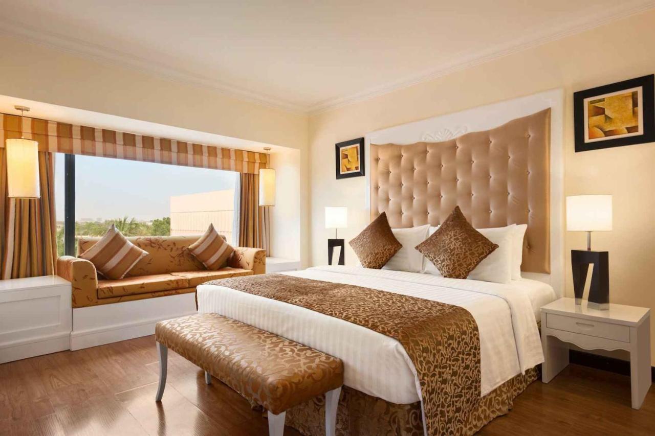 Business Suite Room - Smoking