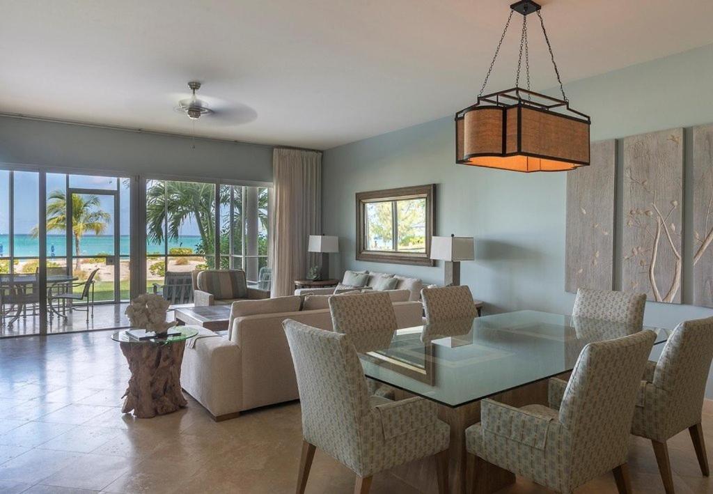 One-Bedroom Suite Ocean Front