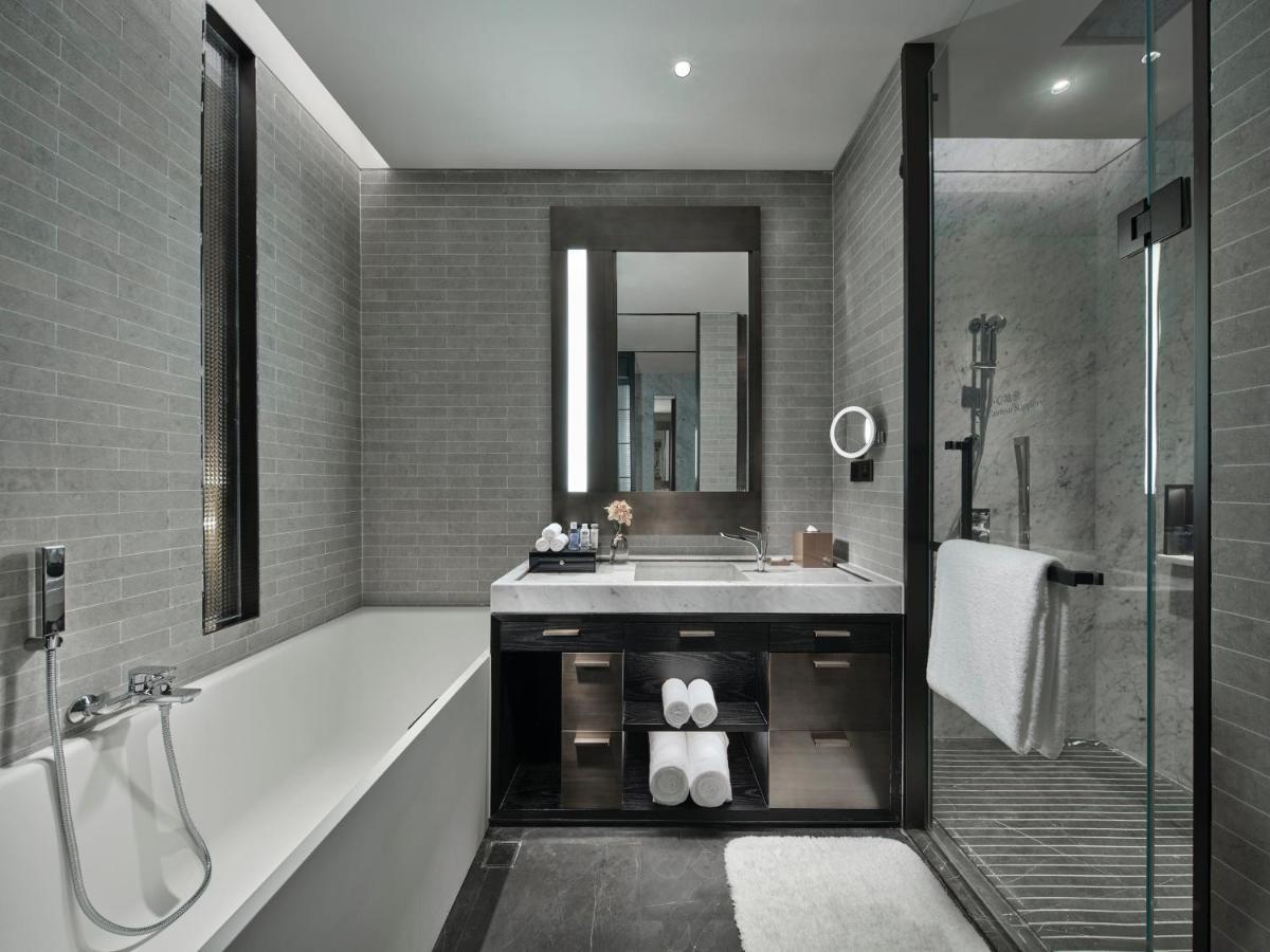 Premium Room,1082859553:JPEG