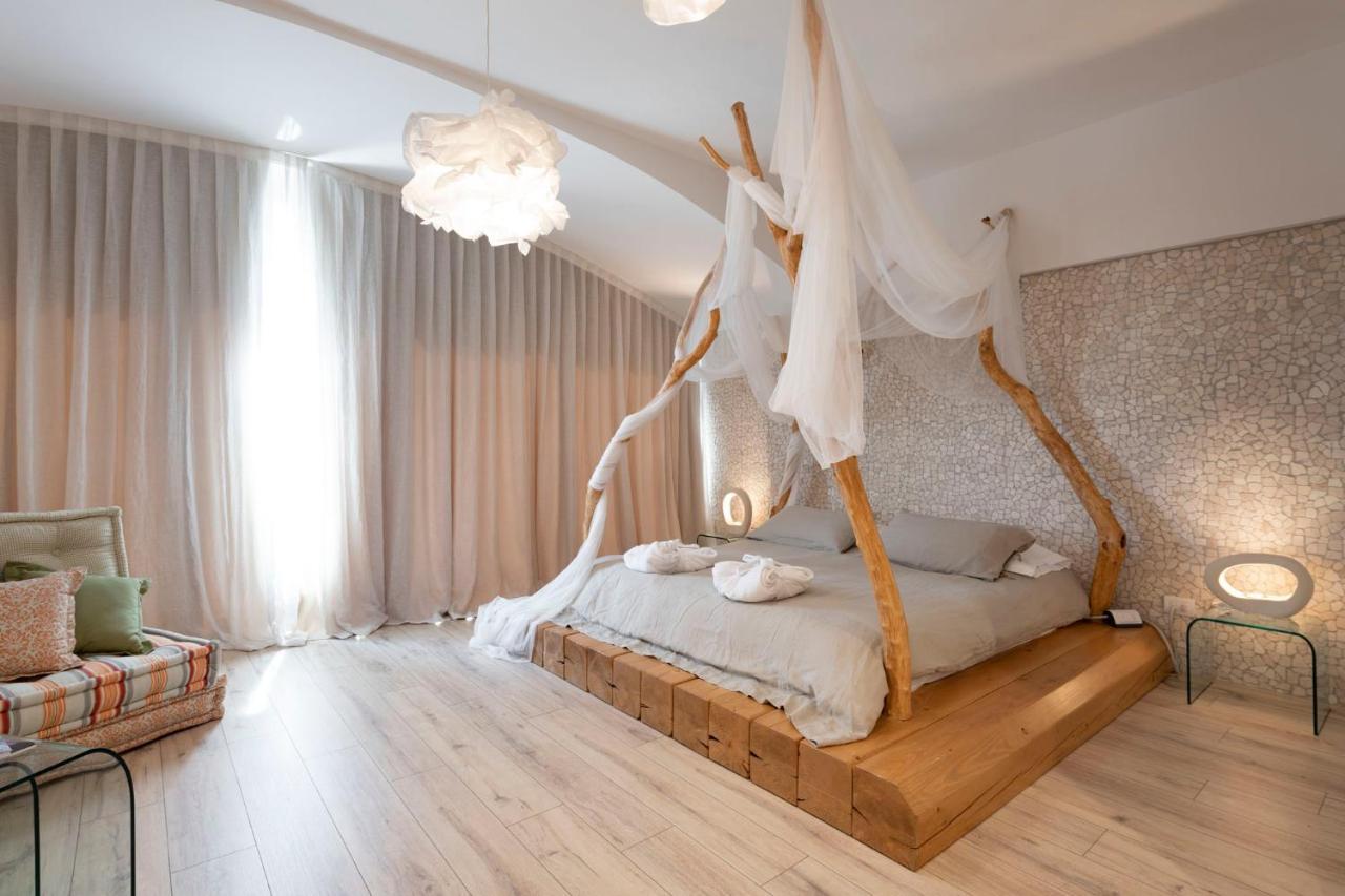 Creative Double Room