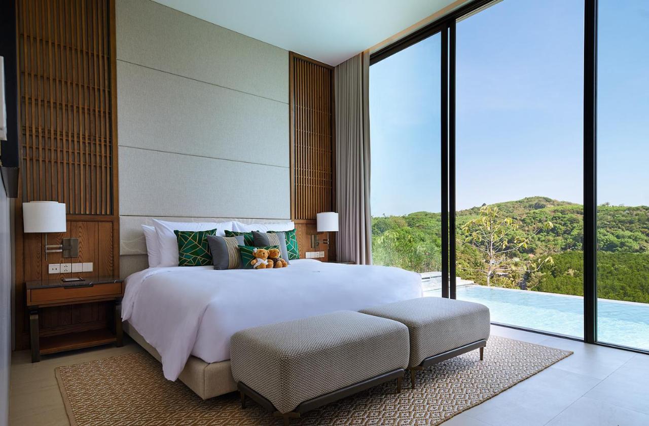 One-Bedroom Villa Hill View