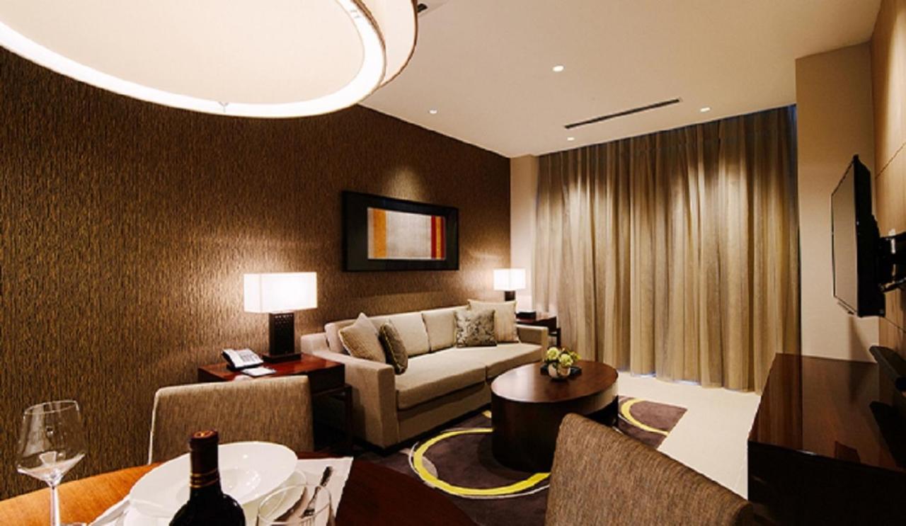 Executive One-Bedroom Suite,1222503430:JPEG