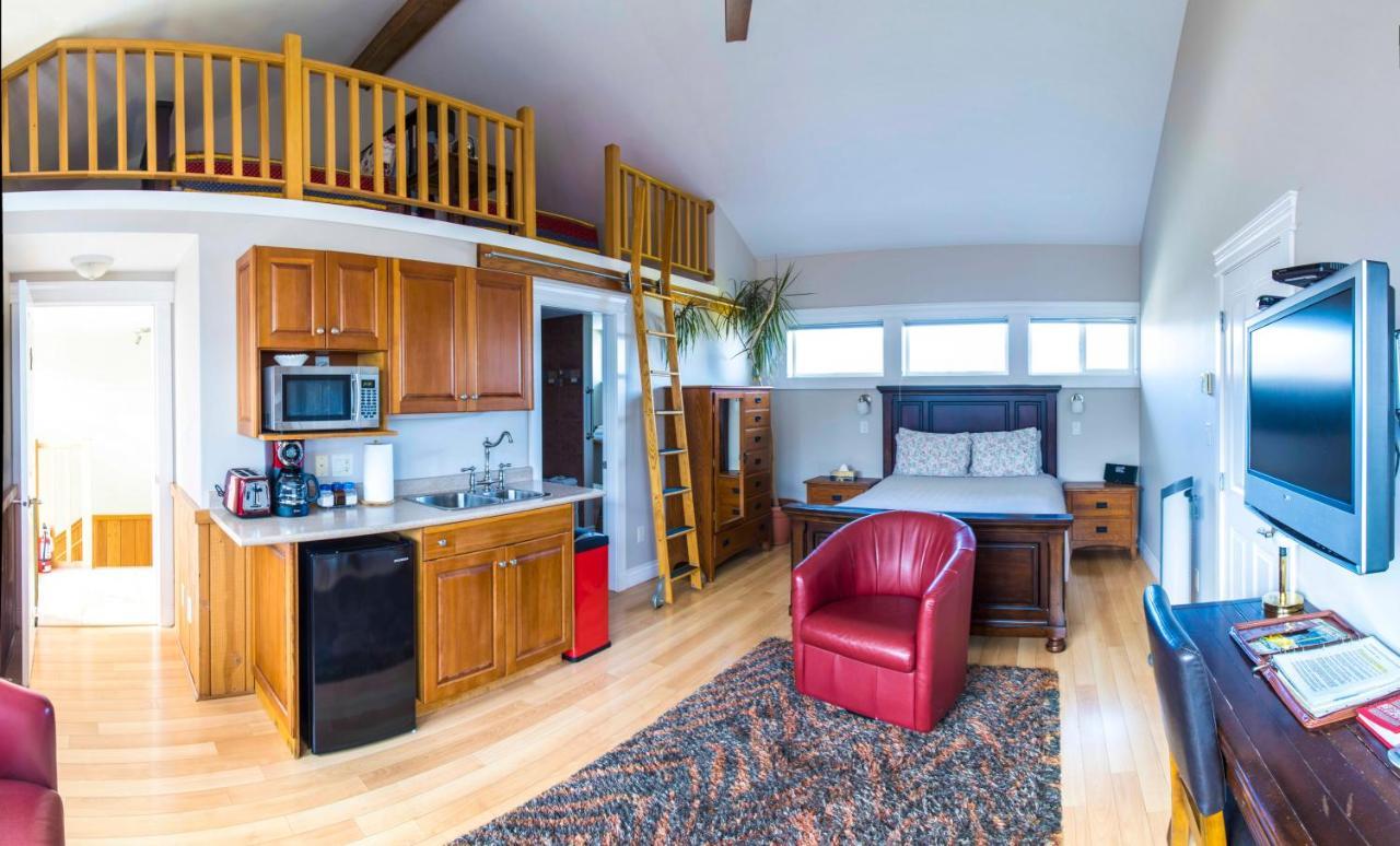 Luxury Ocean Lagoon Condo Suite w or Loft
