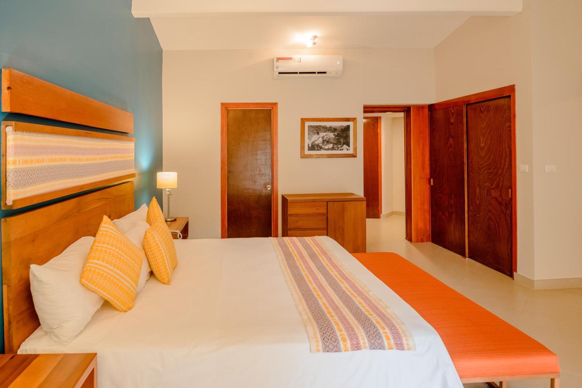 One-Bedroom Suite