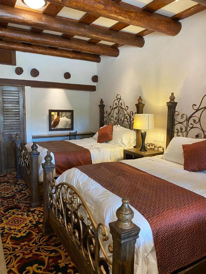 Economy Twin Room