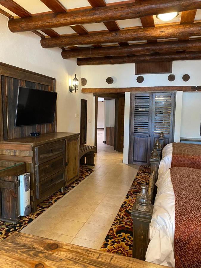 Economy Twin Room