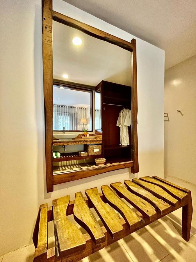 Deluxe King Room Ocean View