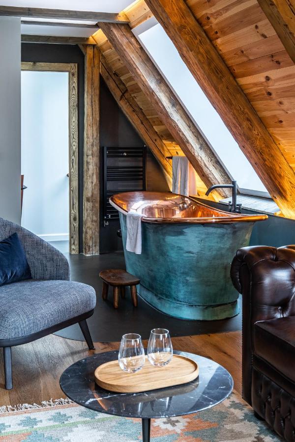 Superior King Suite
