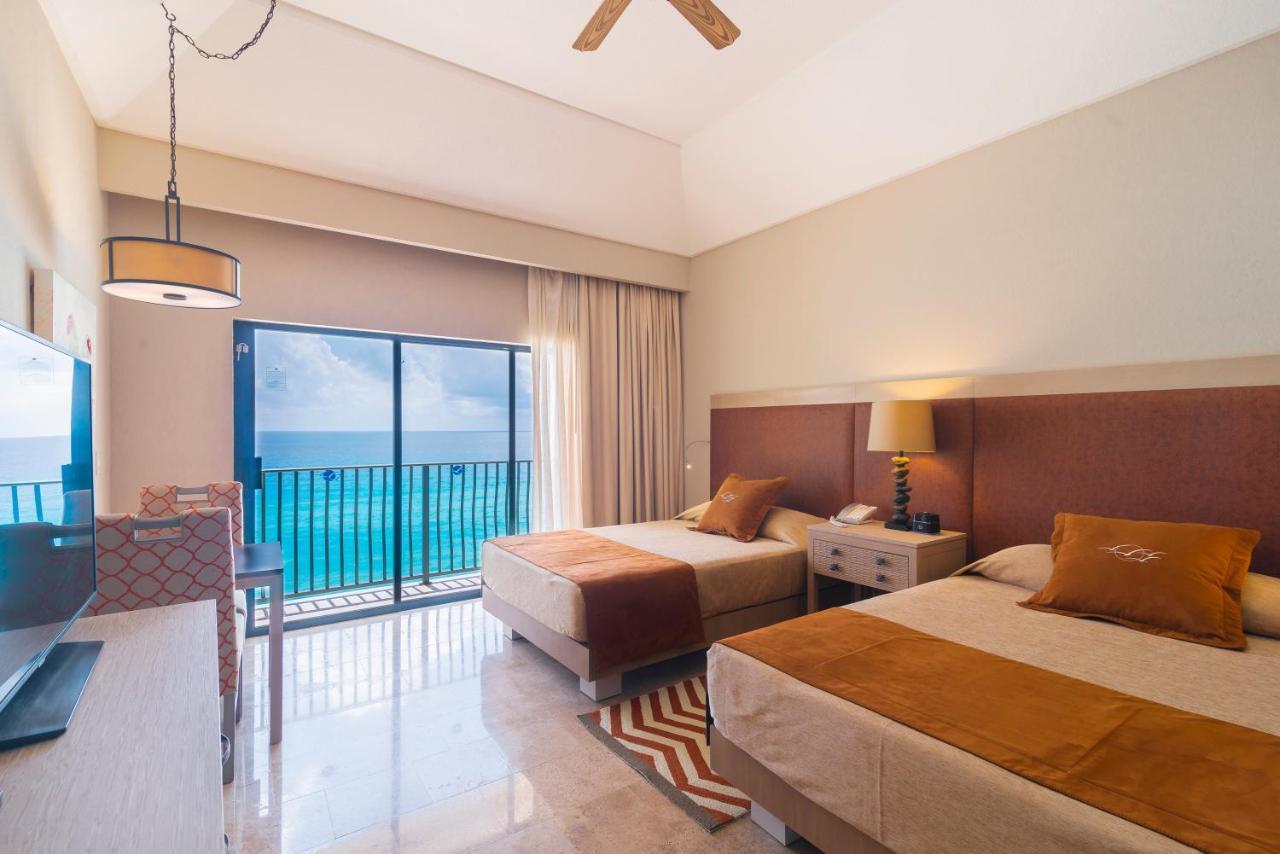 Junior Suite Beachfront