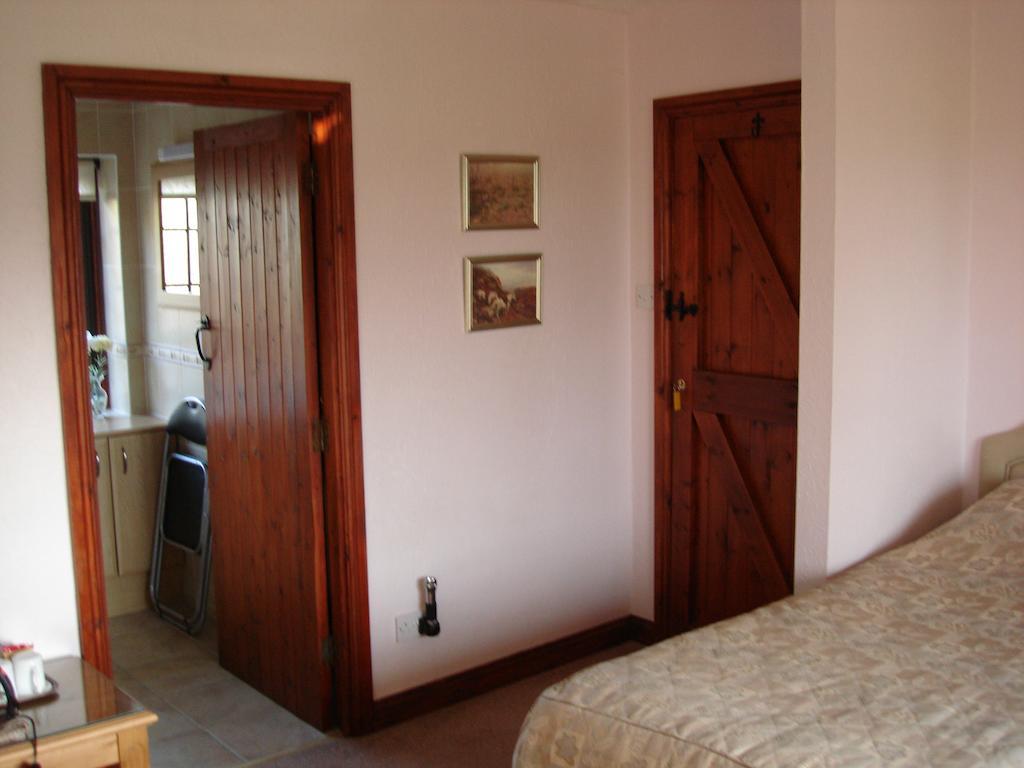 Superior Twin Room with Garden View