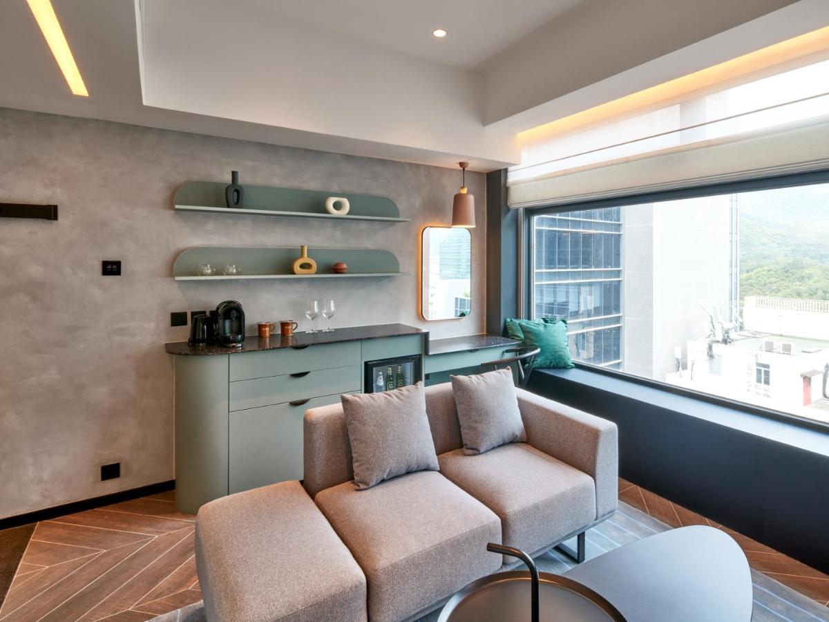 City Deluxe Room