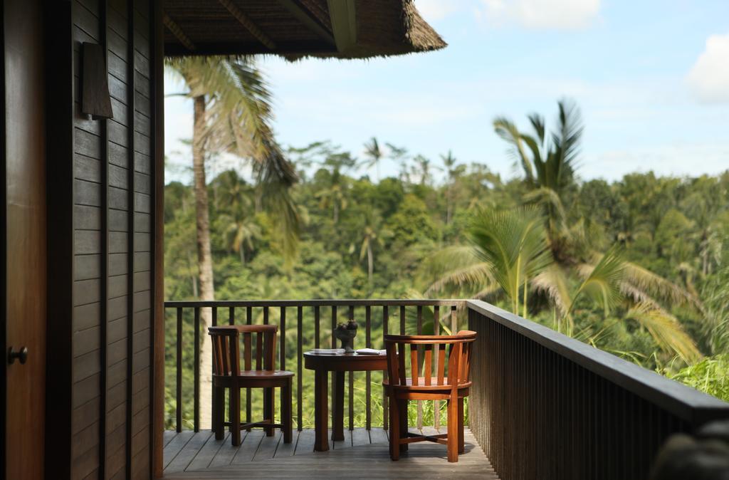 Villa Daily Afternoon Tea Complimentary 60-minute photography session one photo Daily schedule shuttle service to Ubud Daily wellness activities Bicycles personal around the resort,702865801:JPEG