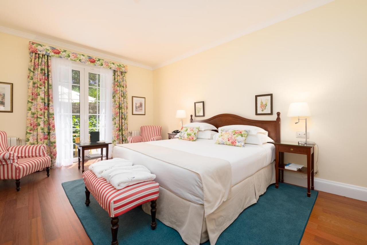 Double or Twin Room with Golf View,1516399873:JPEG