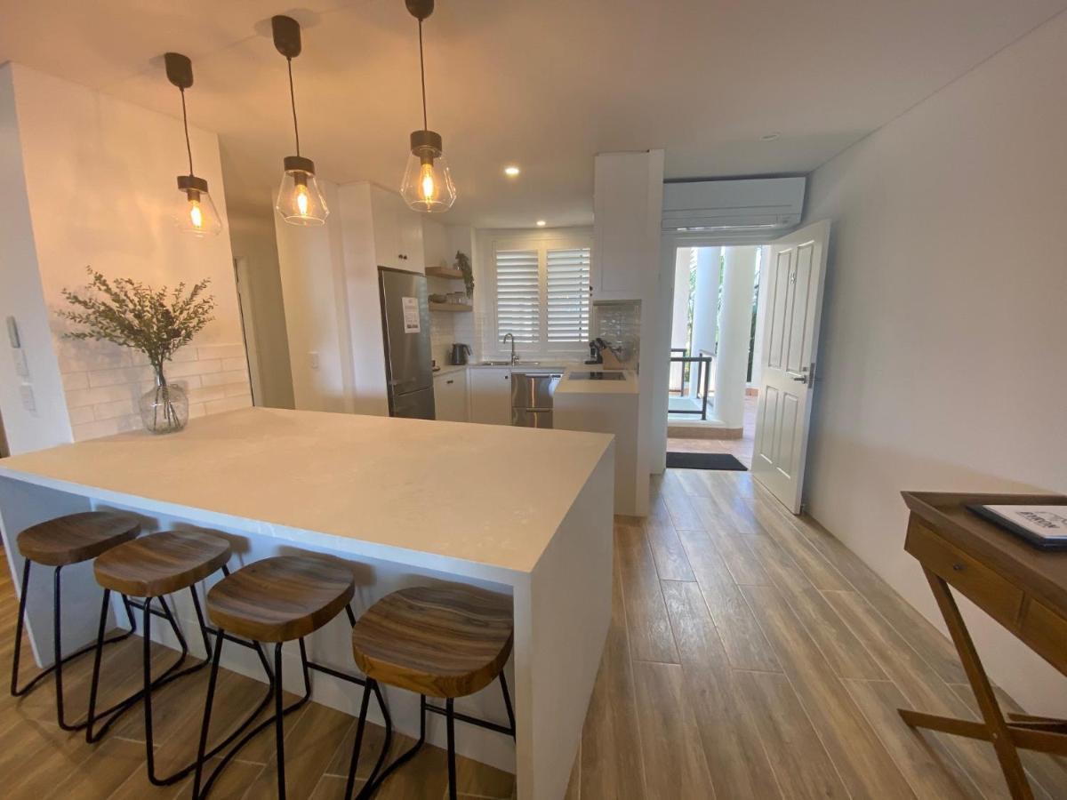 Superior Two-Bedroom Apartment Sea View Apt 16