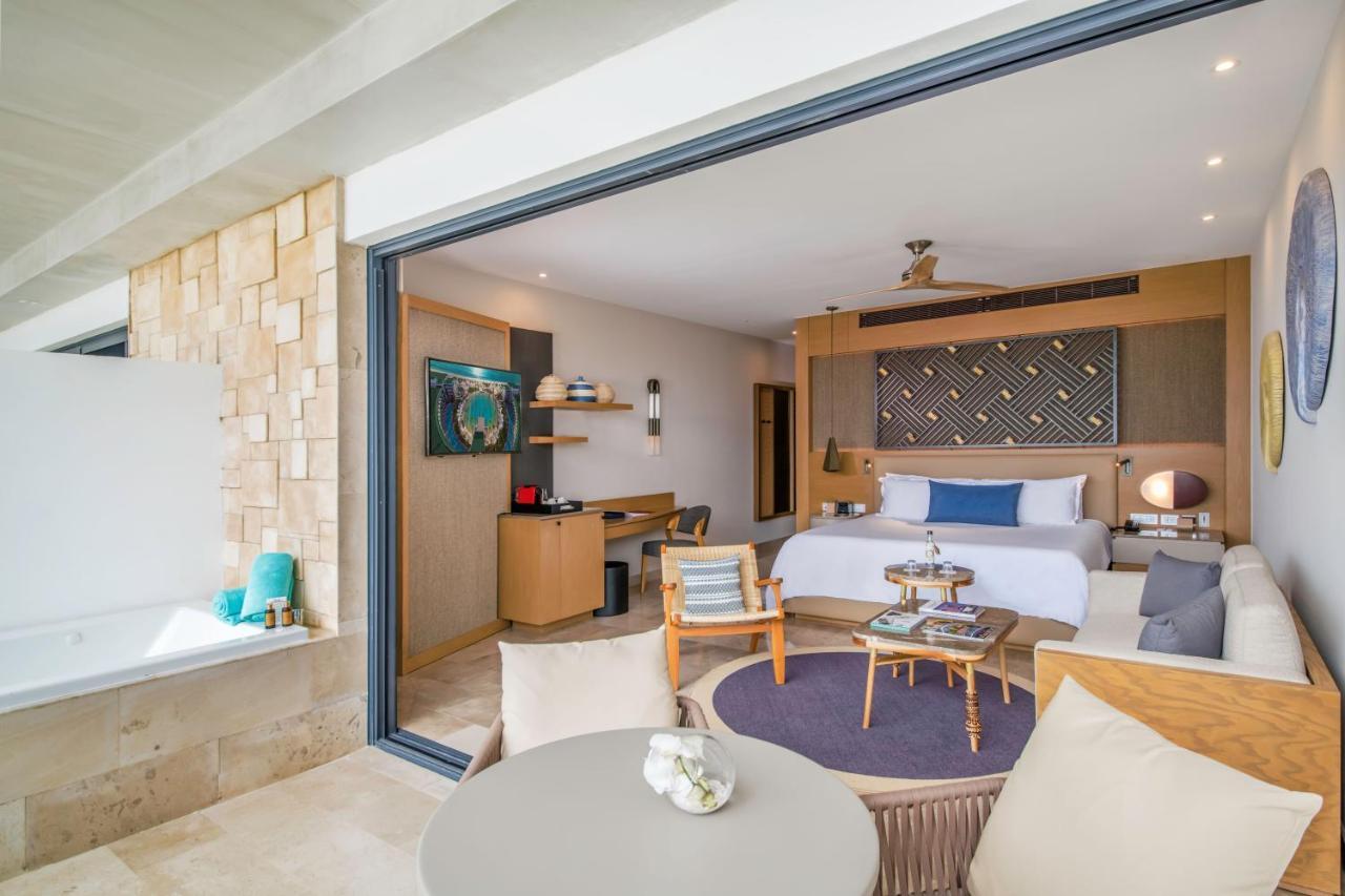 Serenity Club Junior Suite Ocean Front