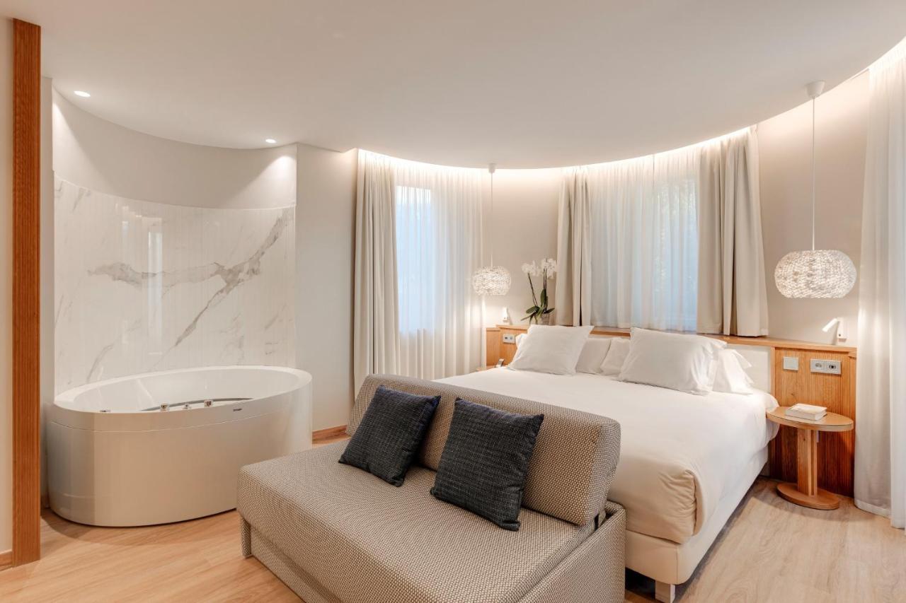 Suite Hammam Hydromassage Bathtub Sauna Terrace
