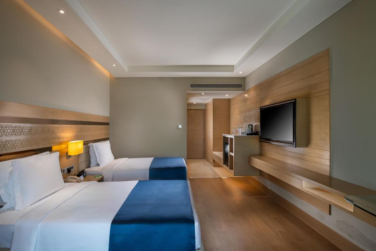 Standard Twin Room with 15% off on F&B 